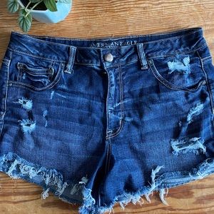 AEO Denim Short Shorts🌼